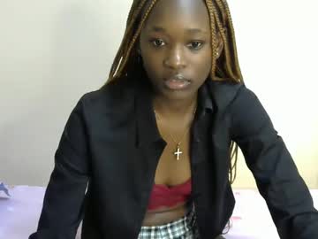 Petite_Auraa Chaturbate stream image from June 14, 2025
