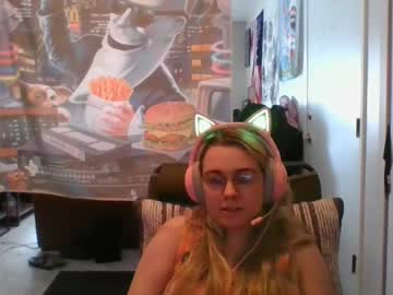 Xpumpkincakesx Chaturbate stream image from June 14, 2025