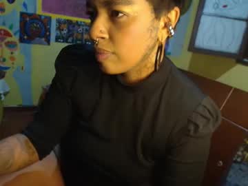 Malaikaangel Chaturbate stream image from June 14, 2025