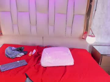 Oliviarey_1 Chaturbate stream image from June 14, 2025