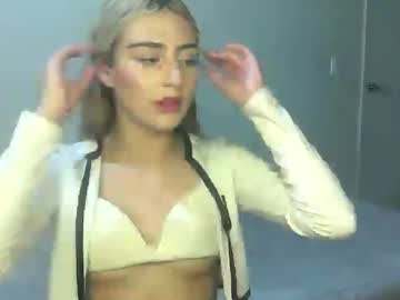 Luna_Palacios19 Chaturbate stream image from June 15, 2025