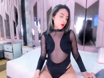 Kendallheard Chaturbate stream image from June 15, 2025