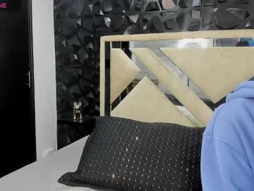 Maxowen_ Chaturbate stream image from June 15, 2025