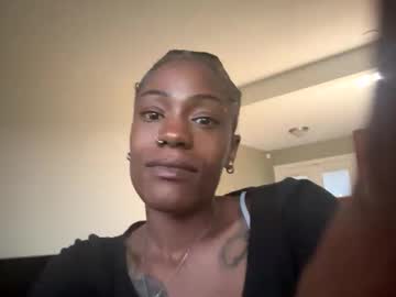 Meggyflex Chaturbate stream image from June 15, 2025