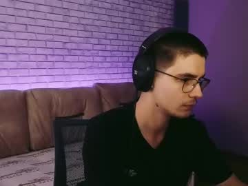 Seeker321244 Chaturbate stream image from June 15, 2025