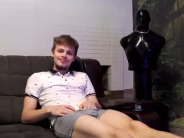 Raymartino Chaturbate stream image from June 15, 2025