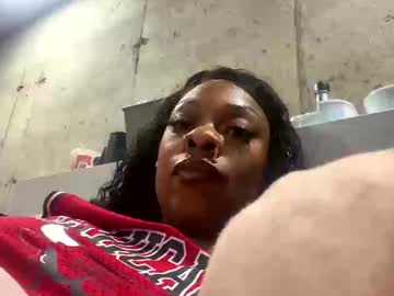 She_Is_Everything Chaturbate stream image from June 15, 2025