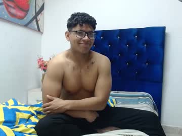 Couple_Lucas_Nicoll Chaturbate stream image from June 15, 2025