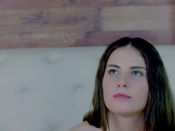Vanessajenner Chaturbate stream image from June 15, 2025