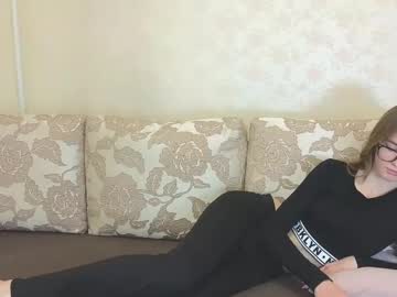 Divaolive Chaturbate stream image from June 15, 2025