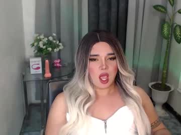 Julia_Emmerson Chaturbate stream image from June 15, 2025