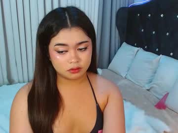 Phoebehart Chaturbate stream image from June 15, 2025