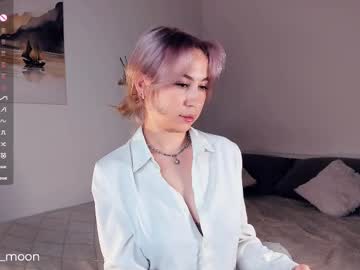 _Golden_Moon_ Chaturbate stream image from June 15, 2025