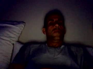 Happy2334 Chaturbate stream image from June 15, 2025