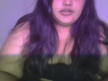 Sarah9937344 Chaturbate stream image from June 15, 2025