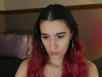 Bluntbabe Chaturbate stream image from June 15, 2025