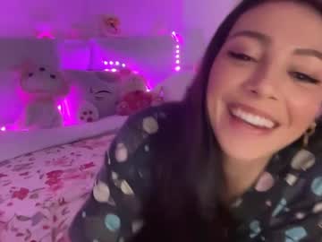 Keirasworld Chaturbate stream image from June 15, 2025