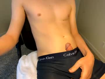Therunnerboy Chaturbate stream image from June 16, 2025