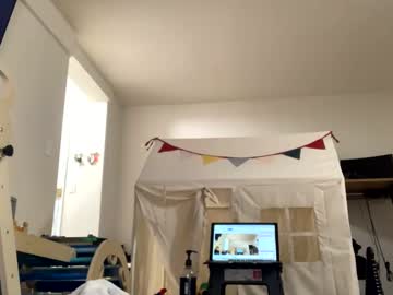 Fantasyreina Chaturbate stream image from June 16, 2025