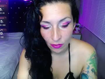 Novaloren Chaturbate stream image from June 16, 2025