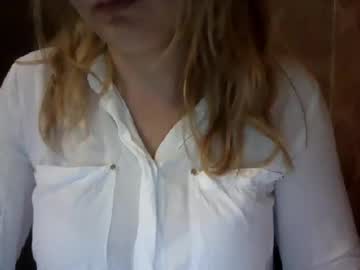 Riveramaureen Chaturbate stream image from June 16, 2025