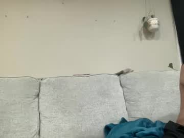 Prettyliltitis Chaturbate stream image from June 16, 2025