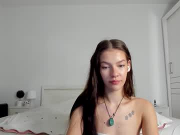 Alexisyourdream Chaturbate stream image from June 16, 2025
