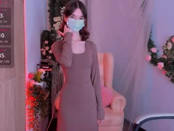 Emmilla Chaturbate stream image from June 16, 2025