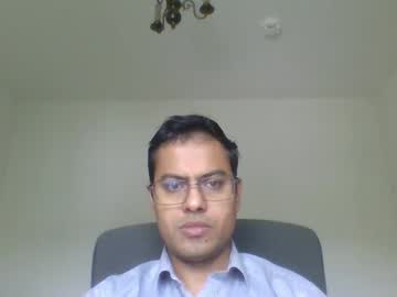 Sharmamanxyz Chaturbate stream image from June 16, 2025