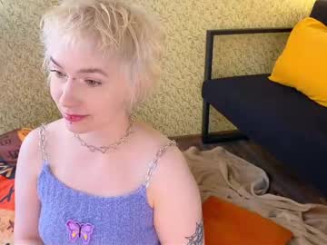 Igotuscookies Chaturbate stream image from June 16, 2025