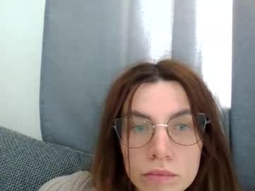 Lena6122000 Chaturbate stream image from June 16, 2025