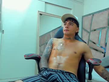 Jamesdekker Chaturbate stream image from June 16, 2025