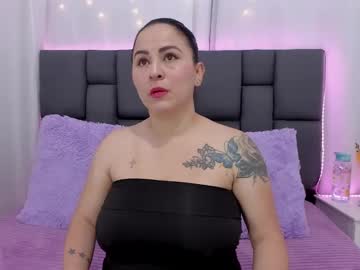 Domina0 Chaturbate stream image from June 16, 2025