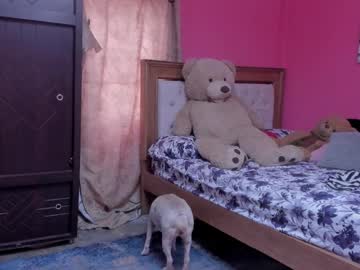 Emma_Lean Chaturbate stream image from June 16, 2025