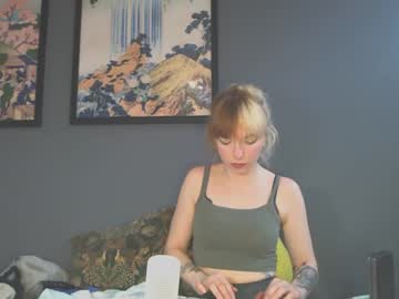 Gaatooo3 Chaturbate stream image from June 16, 2025