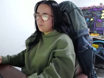 Emma_Evans07 Chaturbate stream image from June 16, 2025