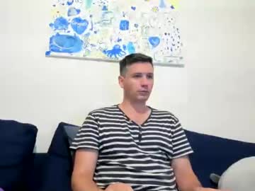 Frikits Chaturbate stream image from June 16, 2025