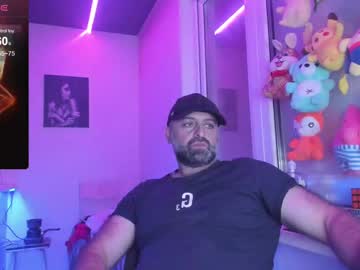 Magabear Chaturbate stream image from June 16, 2025