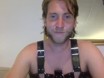 D3nnis_123 Chaturbate stream image from June 16, 2025