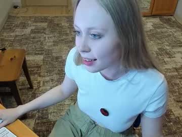 Silvercherub Chaturbate stream image from June 16, 2025