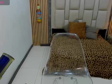 Candycuthe Chaturbate stream image from June 16, 2025