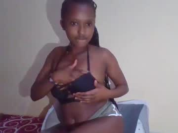 Evamyler Chaturbate stream image from June 16, 2025