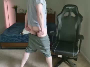 Blueeyedtallguy Chaturbate stream image from June 16, 2025