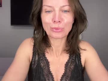 Rachelldelicious Chaturbate stream image from June 16, 2025