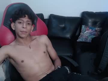 Zetto_Bigcum Chaturbate stream image from June 16, 2025