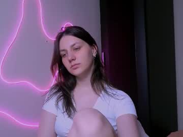 Hinakiri Chaturbate stream image from June 16, 2025