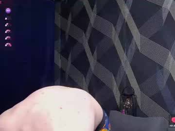 Harvey_Ren Chaturbate stream image from June 16, 2025