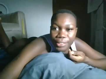 Sexqueen02 Chaturbate stream image from June 16, 2025