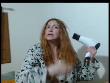 Emmy_Love20 Chaturbate stream image from June 17, 2025