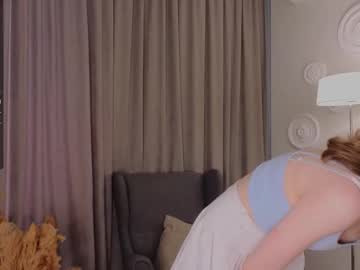 Keylalong Chaturbate stream image from June 17, 2025